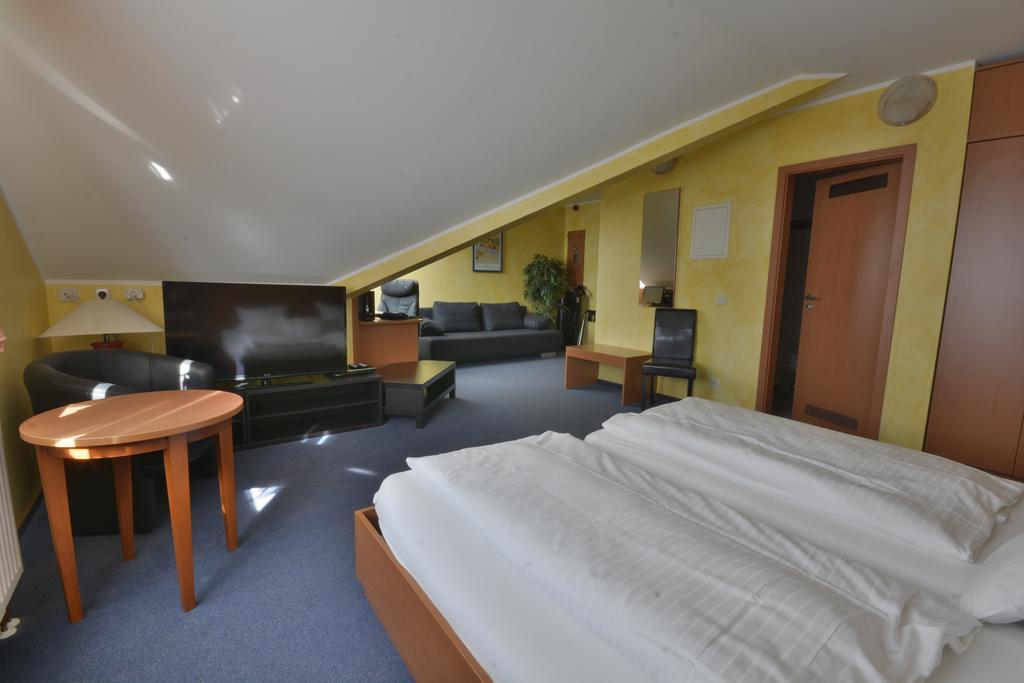 Hotel Nord Райнбах Екстер'єр фото